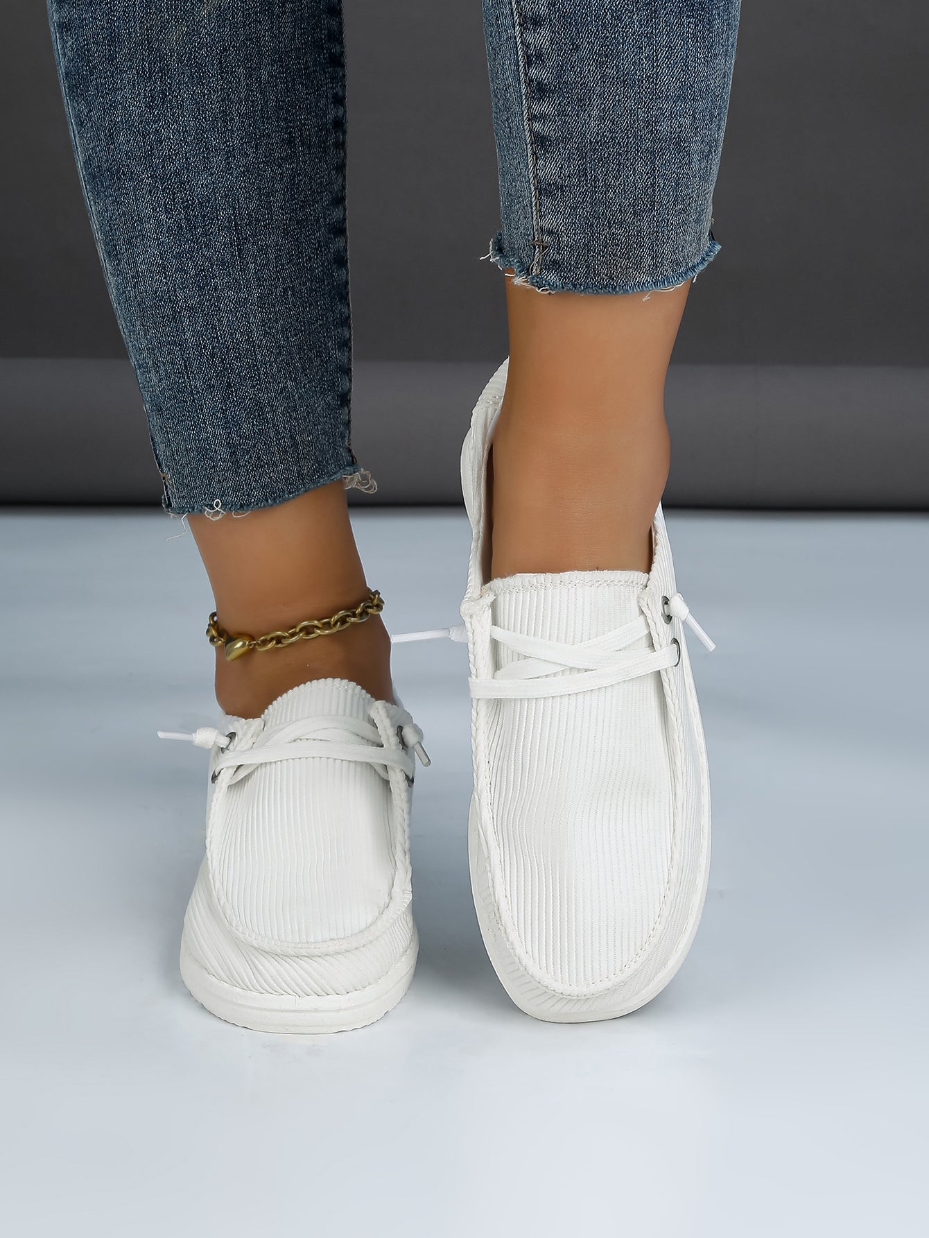 Women's Corduroy Lace-Up Boat Shoes