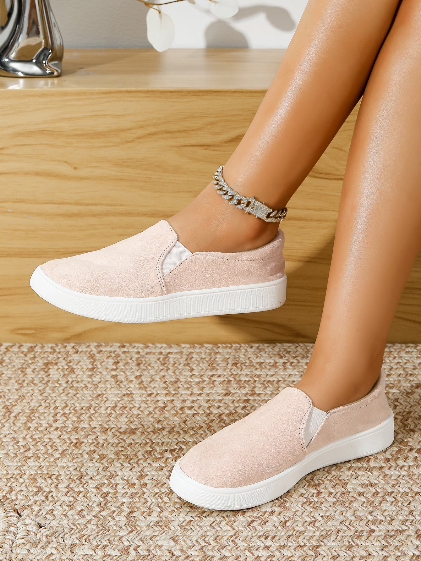 Women's Suede Slip-On Low-Top Casual Sneakers