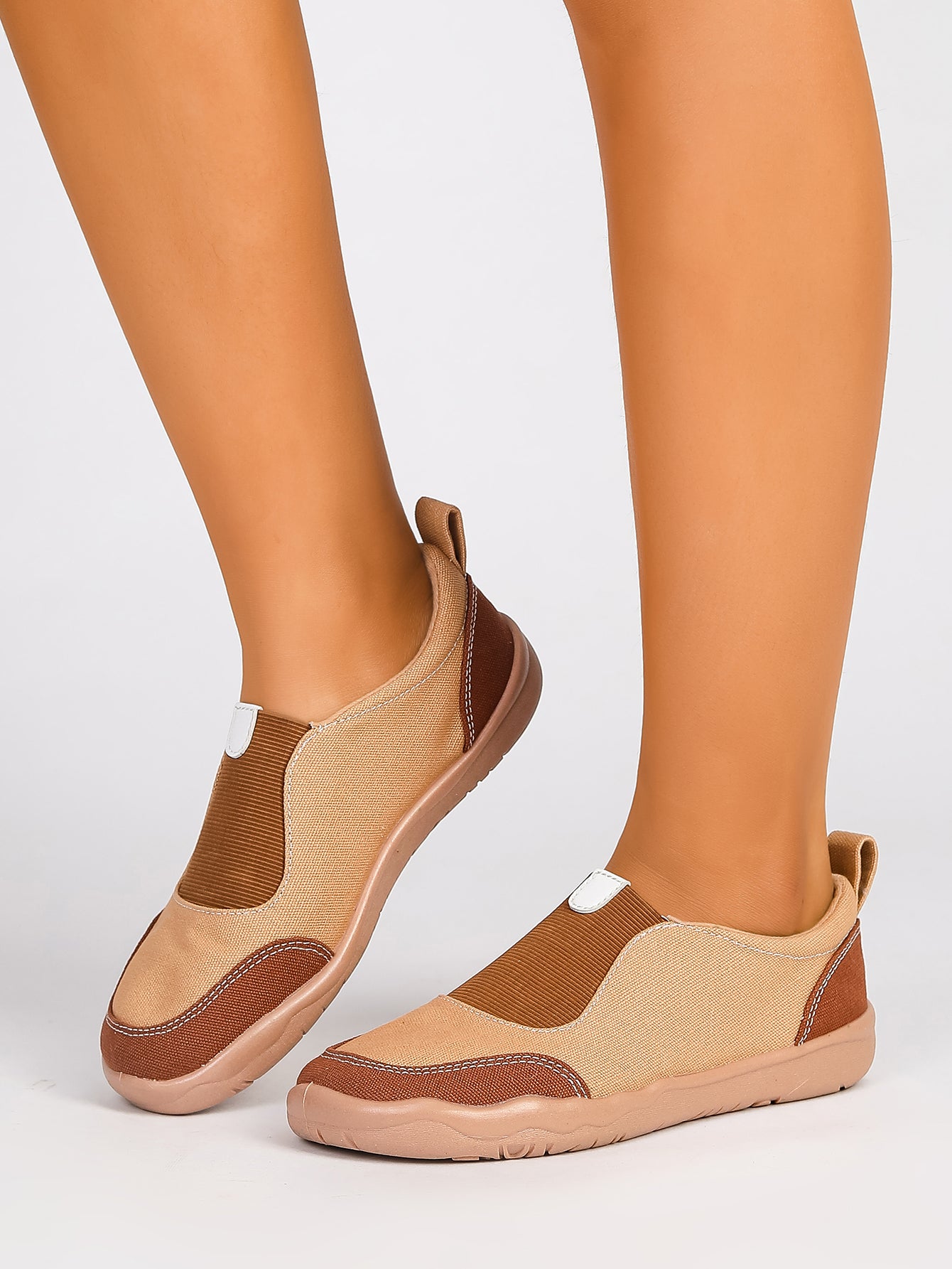 Women's Color Block Slip-On Casual Sneakers