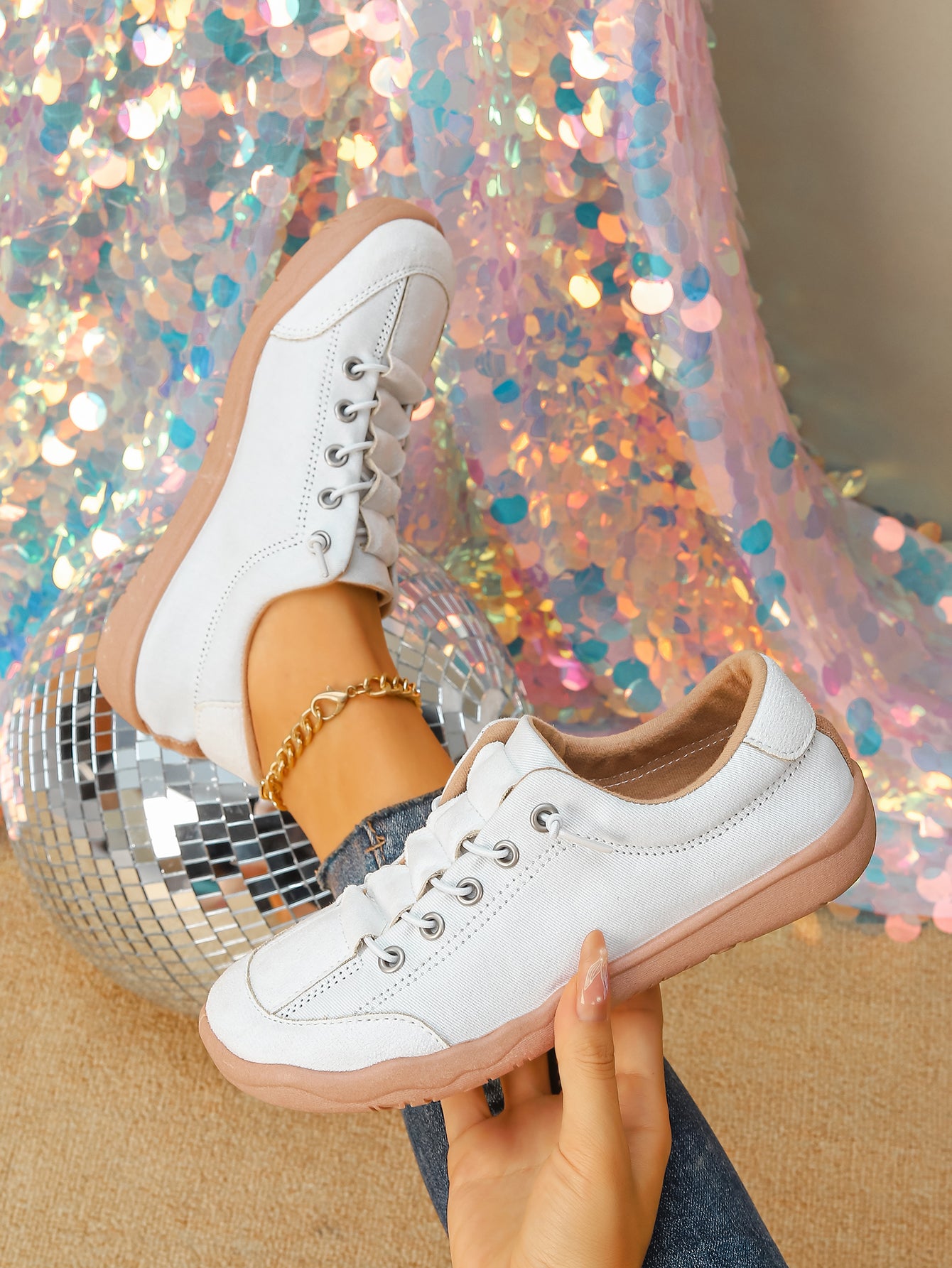 Women's Color Block Lace-Up Casual Sneakers