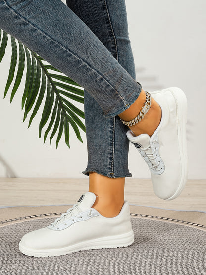 Women's Wave Pattern Lace-Up Sport Sneakers