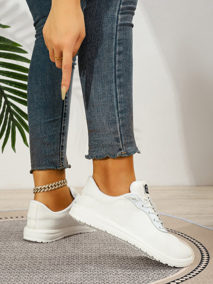 Women's Wave Pattern Lace-Up Sport Sneakers